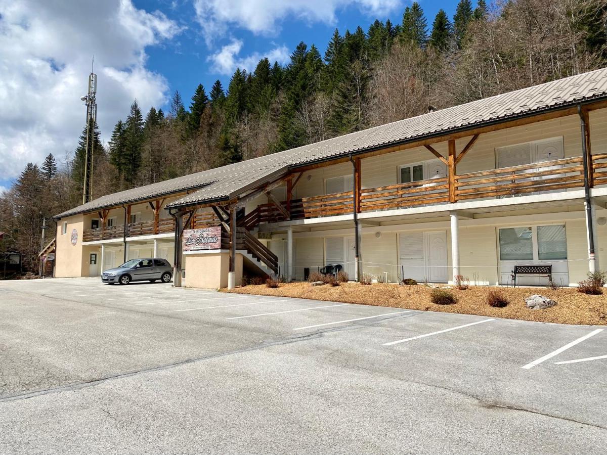 Appartement Ideal Pour Ete Et Hiver, Situe Au Pied Des Pistes De Ski Et Des Sentiers De Randonnee Prémanon Eksteriør bilde